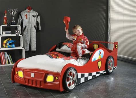 15 Kids Bedroom Ideas With Car Shaped Beds Homemydesign Auto Bett