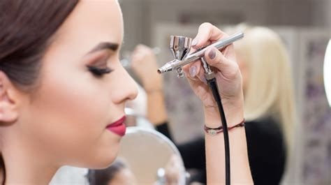Airbrush Makeup Kit What You Need To Know Before Getting One