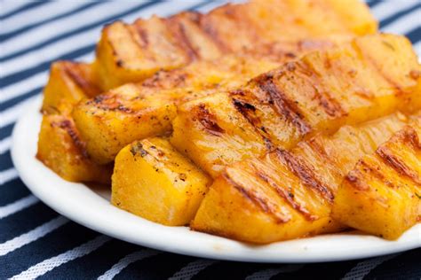 In a small bowl, whisk together the brown sugar and cinnamon. Grilled Pineapple with Sweet and Hot Sriracha Marinade ...