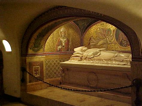 Tomb In St Peters Crypt This Tomb Of A Pope Is In The Cryp Flickr