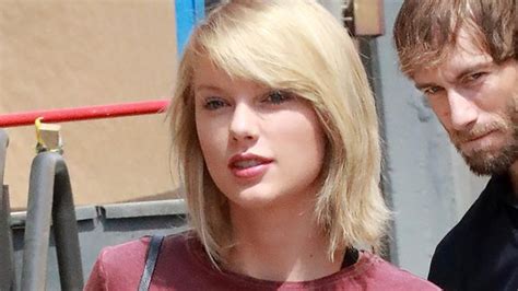 Taylor Swift Boob Job Rumours Swirl As Photos Emerge Of Singer Heading