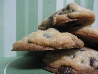 These cookies are based on a shortbread recipe, but spiced to taste like a chai tea latte. Trisha Yearwood's Chocolate Chip Cookies... Recipe looks ...