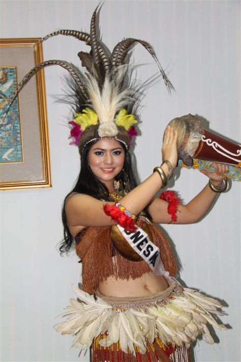 Kontes Seo Qory Sandioriva Sexy Photo Collection Miss Universe Indonesia 2010