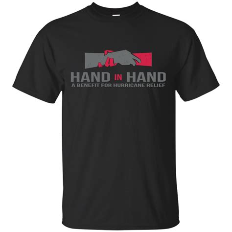 Hand In Hand T Shirt Seknovelty