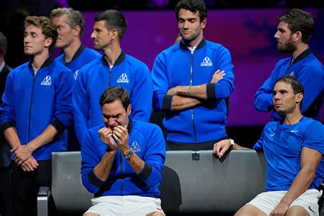 Tennis Roger Federer Cant Stop Crying During Farewell Speech After