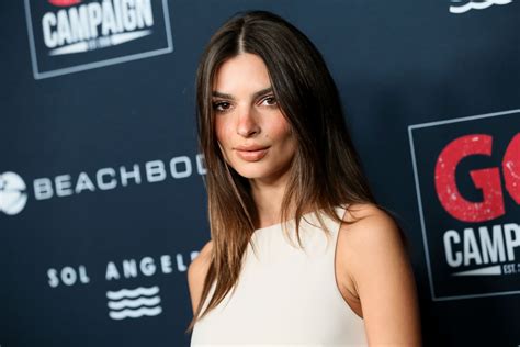Emily Ratajkowski Reflects On Sexuality And Growing Up Teen Vogue