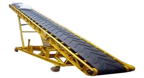 Motor Mild Steel Belt Conveyor Capacity 1 50 Kg Per Feet Load