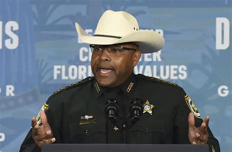 Florida Governor Suspend Sheriff Darryl Daniels Due To Sex