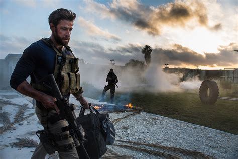 I really wanted to say that john krasinski was exceptional as the lead in. '13 Hours: The Secret Soldiers of Benghazi' Movie Review ...