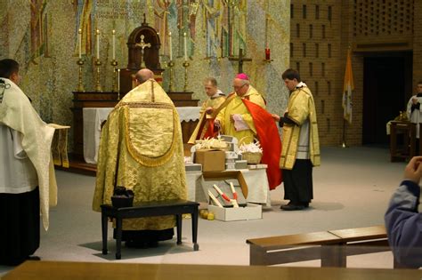 New Liturgical Movement Pontifical Mass At The Throne In Madison