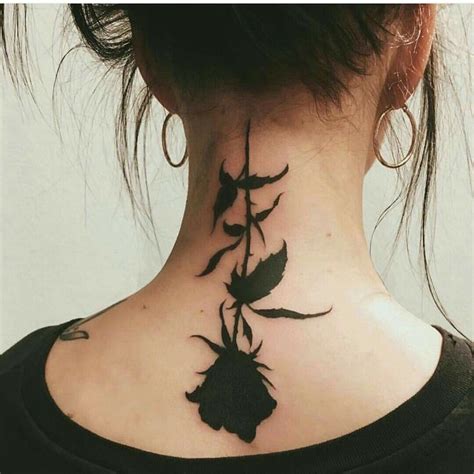 25 Back Of The Neck Tiny Tattoos Ideas To Inspire Your Next Ink Tattoos Black Rose Tattoos