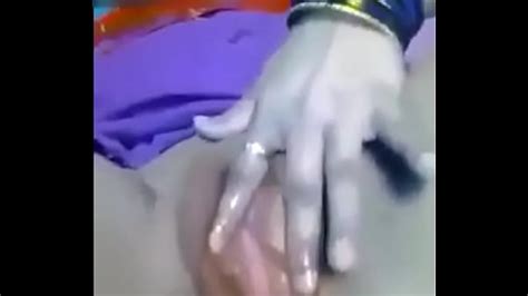 Mai Apni Chut Mai Finger Dal Kar Chod Rahi Hu Koi Land Do Mujhe Xxx Mobile Porno Videos