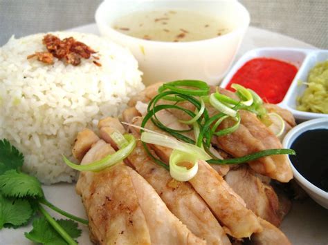 Aplikasi resepi nasi ayam/ ini menyediakan pelbagai resepi nasi ayam aneka macam rasa dan pelbagai bahan , yang mudah dan sedap sesuai dihidangkan untuk keluarga anda Resepi Nasi Ayam Hainan | Women Online Magazine