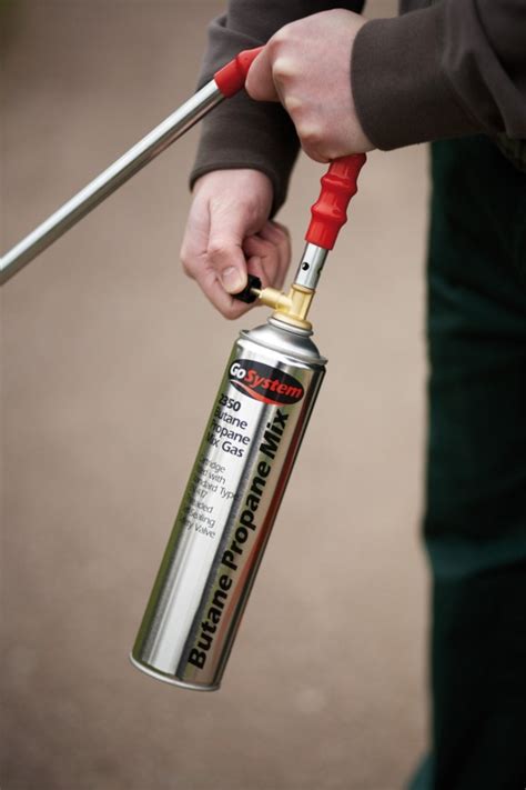 Do it yourself pest control supplies for the home, yard and garden. GoSystem Gardening Weed Burner WB2012 - Hardware Heaven