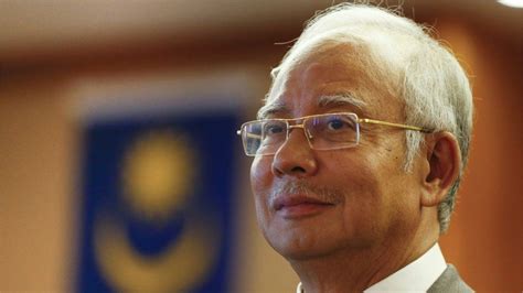 Malaysia Protests Against Pm Najib Razak Draw Thousands Bbc News