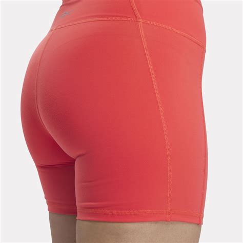 lux booty shorts in cherry officiële reebok website netherlands