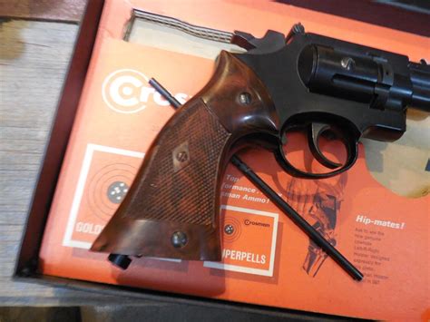 Vintage Air Gun Crosman 38t Co2 Pellgun Revolver Old Beeman Collection