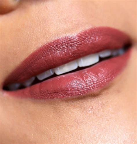 Mac Lipsticks For Indian Skin Tone Beautyconfessionsweb Mac Retro Lipstick Lipstick On Brown
