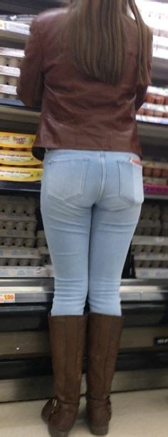 Pin By Tony Sptty On Girls In Tight Jeans In 2018 Pinterest Sexy Curvy And Jeans