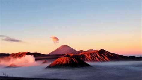 Sunrise At Mount Bromo Indonesia Incredible Timelapse Video Hd