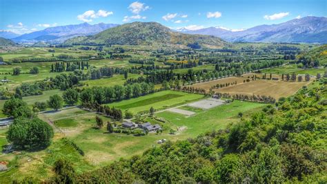 Redlands Farm - Private Holiday Home - Arrowtown Holiday Home for rent | Holiday Houses