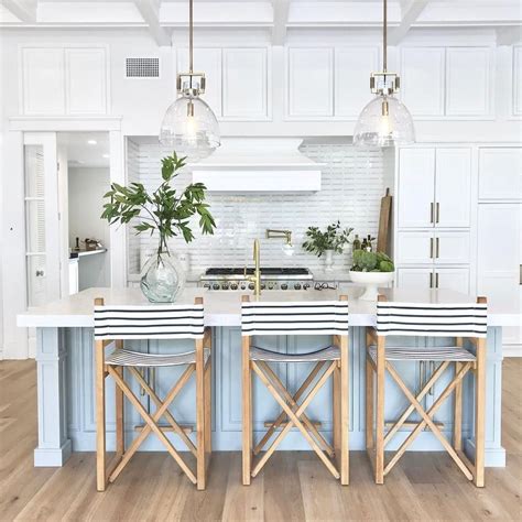 35 Stunning Kitchen Decor Ideas With Coastal Theme Trendehouse In