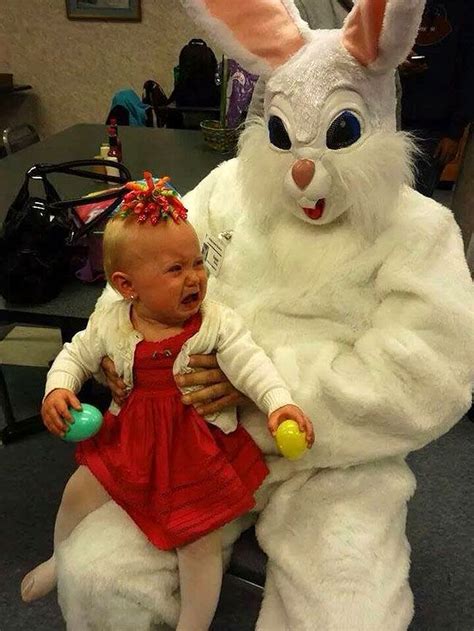 Worst Easter Bunny Costumes Ever Osterhase Gruselige Alte Fotos