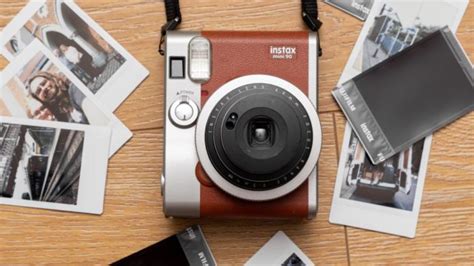 Best Instant Camera 2020 The Best Polaroid And Fuji Instax Cameras For
