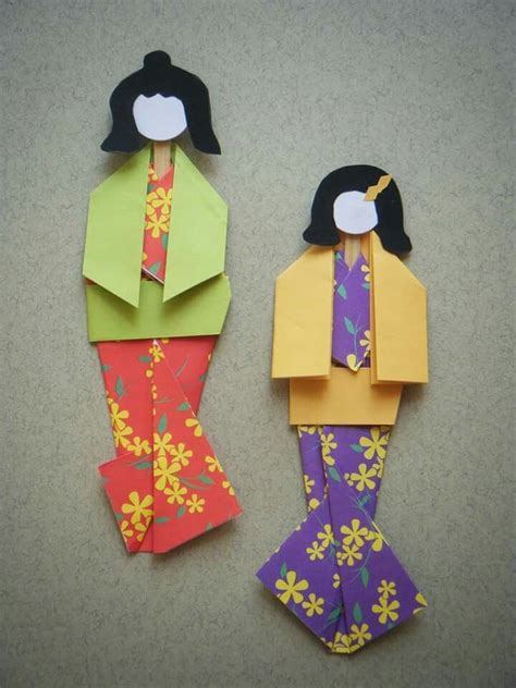 Pin By Maristela Maristelasantos On Bonequinhas Japonesas Diy And Crafts Crafts Origami