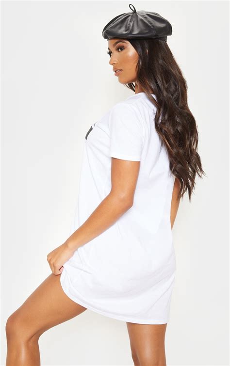 Prettylittlething White Printed T Shirt Dress Prettylittlething