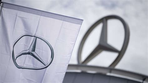 Kritik Der Bundesagentur Ein Heikler Punkt Bei Daimler Wirtschaft