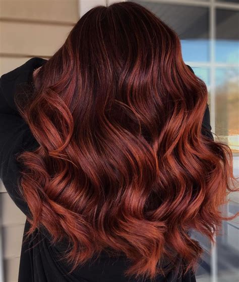 Dainty Auburn Hair Ideas To Inspire Your Next Color Appointment Hair Adviser Auburn Red