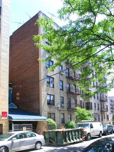 2050 2064 Anthony Ave Bronx Ny 10457 Apartments In Bronx Ny