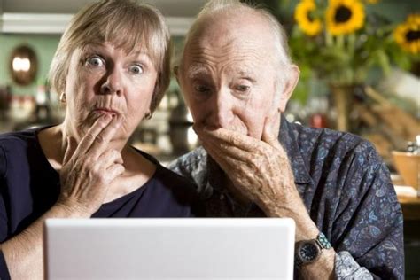 How To Help Seniors With Their Computer Issues From Far Away Huffpost Post 50