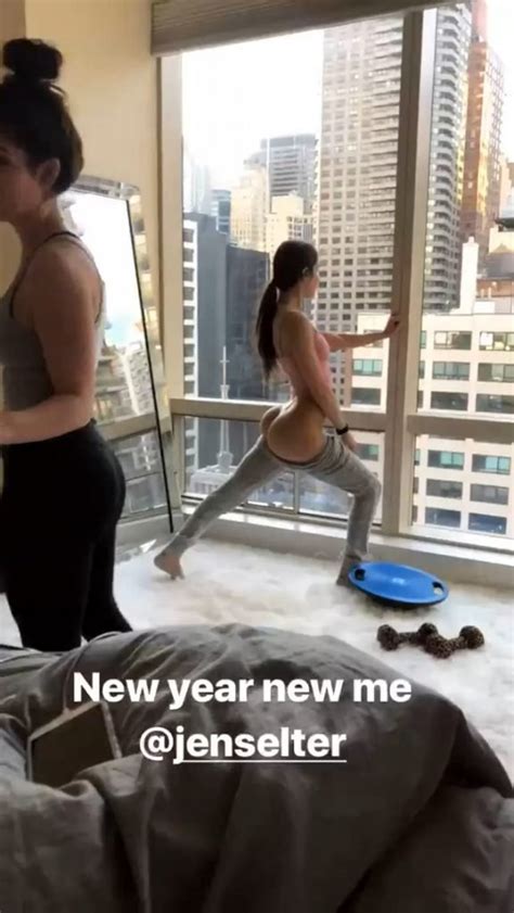 Jen Selters Bare Butt Pics This Sexy Girl