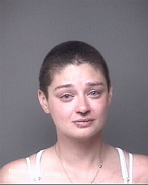 Cooper Kerry Marie 07042022 Dubuque County Mugshots Zone