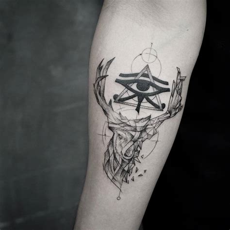 Eye of horus tattoo or evil eye tattoos will look the best once placed with a snake design tattoo. 50 Inspirational Eye of Horus Tattoo Ideas - Amazing ...