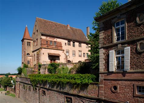 Eines von 26.951 lustigen bildern bei lustich.de. Das Elsass abseits des Touristenauftriebs: Zabern Foto ...