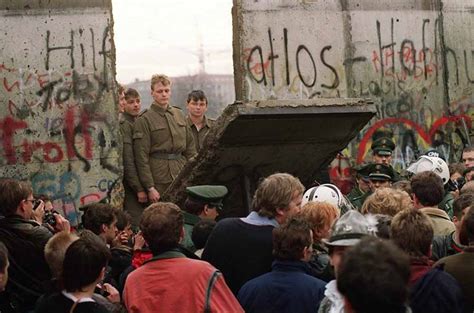 El derrumbe 25 años de la caída del Muro de Berlín