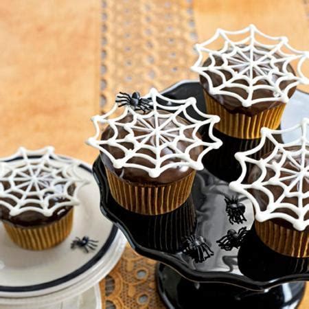 Free shipping on orders over $25 shipped by amazon. Spooky Halloween Treats, Creative Food Design Ideas for ...