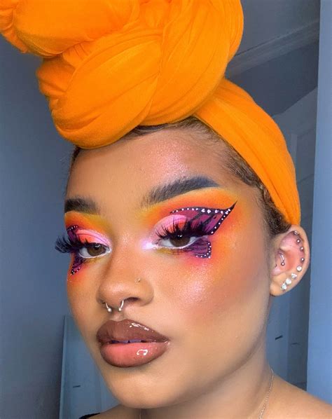 😭 i cannot believe that we've made it this far together and i am so incredibly grateful fo. LAUREN B. BROWN on Twitter in 2020 | Creative makeup looks, Butterfly makeup, Creative eye makeup