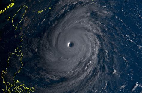 Super Typhoon Trami now a monster CAT 5 with 160 mph / 260 km/h ...