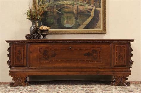 Italian Renaissance Cassone Or Late 1700s Antique Dowry Chest Or Trunk