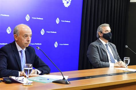 Ante el fallecimiento del ministro jorge larrañaga, le hacemos llegar a su familia nuestro respetuoso saludo. Fronteras cerradas, puentes vallados y control militar ...