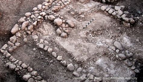 10 000 year old house and cult temple found in israel ancient origins