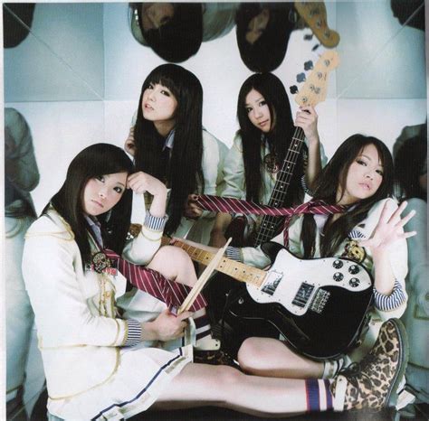 Scandal Temptation Box Wallpaper Scandal Japanese Band Mami Sasazaki