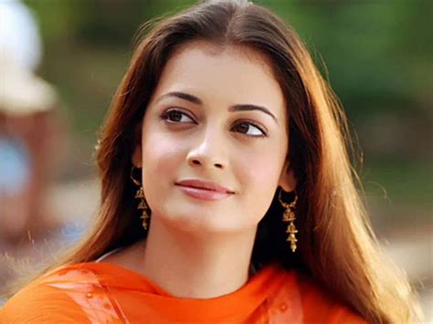 dia mirza prettiest indian actress actresses dia mirza beautiful actress