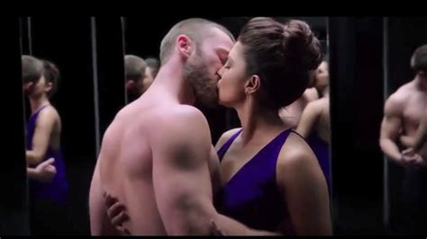 Priyanka Chopra All Kissing Scenes In Quantico Youtube