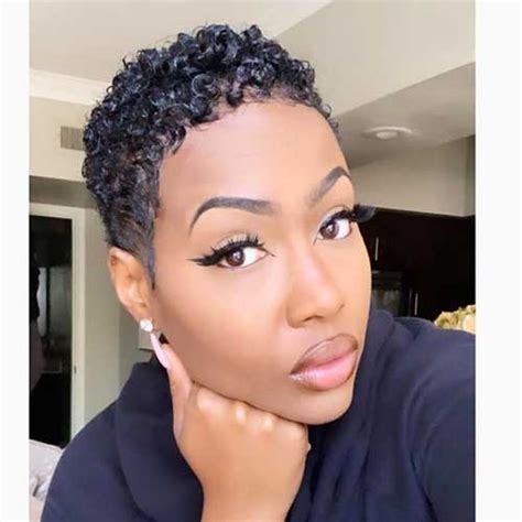 Embrace the natural texture of your hair. 20+ Short Natural Hairstyles for Black Women | Short ...