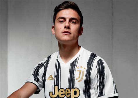 Adidas' latest kits for juventus will reintroduce the classic and signature look of the black and white stripes in the more traditional sense. L'Home Kit Juventus 2020/2021 è pronto a scendere in campo ...
